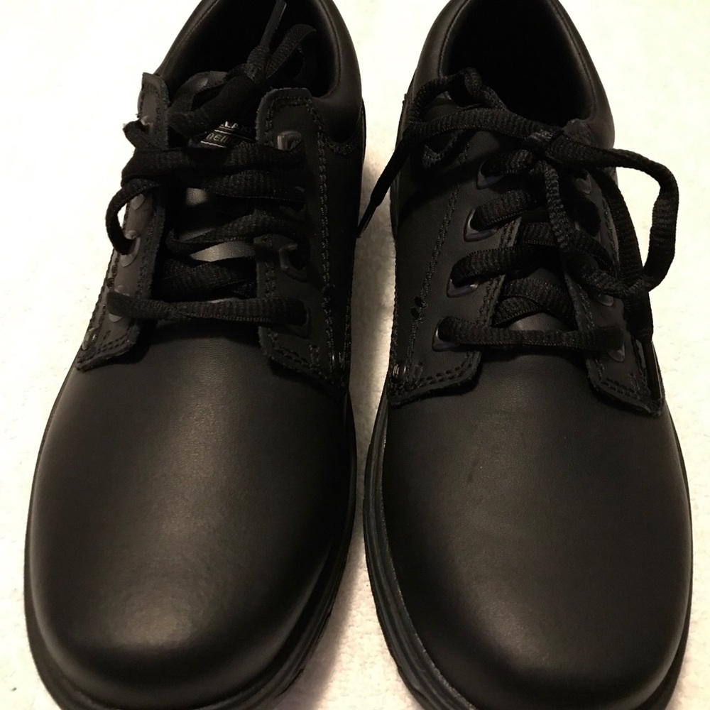 Brand New Men's Relaxed Fit Shoes By SKETCHERS - Box 41 - Picture 2 of 4